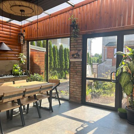 Apartament Oranzeria Kielce Esterno foto