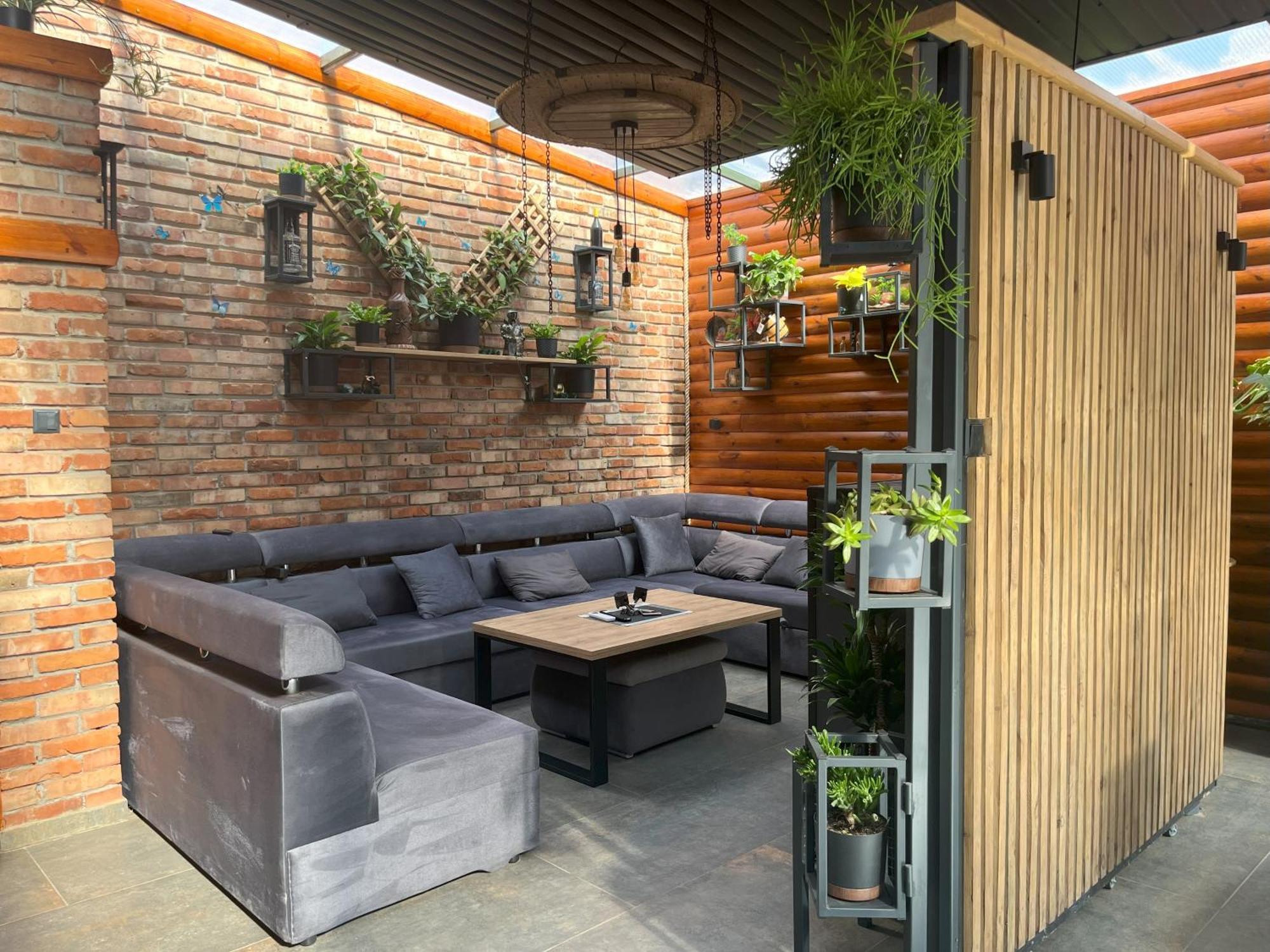 Apartament Oranzeria Kielce Esterno foto